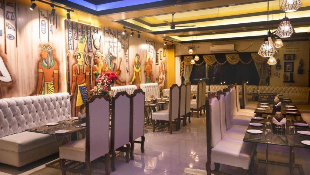 Trisplanet Hotel Kalyani Exterior photo